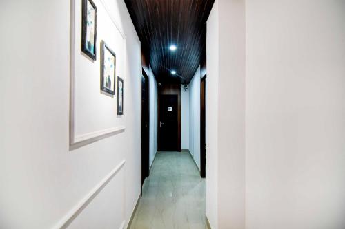hotel o chinar park near airport