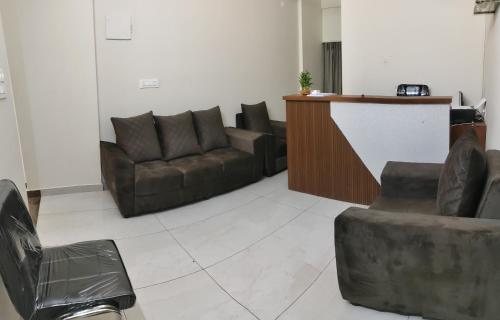hotel orchid suites