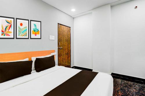 Collection O Malkajgiri Railway Junction,Plot No 4-162, Maruthi Nagar, Malkajgiri, Near Miraj Raghavendra Theater,4 star