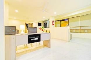 Townhouse Sanath Nagar Near Railway Station,,4 star