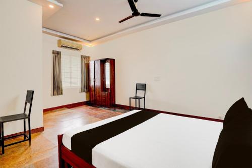Spot On Sj Comforts Boarding And Lodging,,4 star
