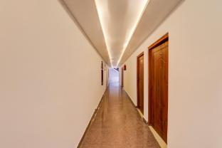 Hotel O Yash Raj Palace,,4 star