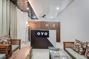 hotel o the gomti glitz