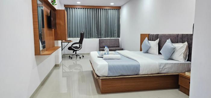 hotel 4 season