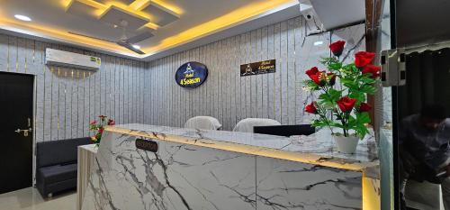 hotel 4 season