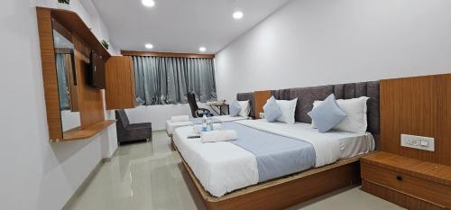 hotel 4 season