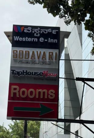 western e inn