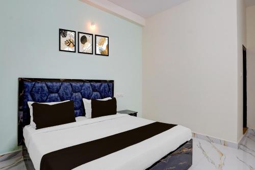 spot on hotel royal inn babupet railroad station
