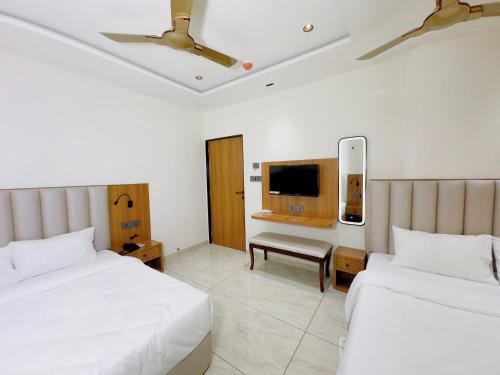 hotel aero inn