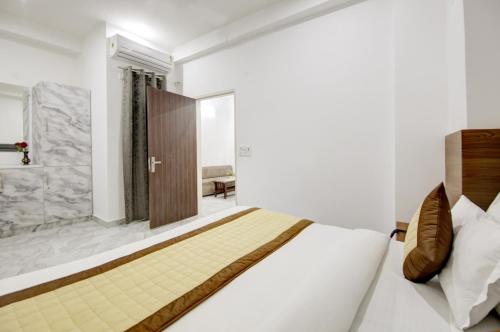 hotel sb grand inn paharganj