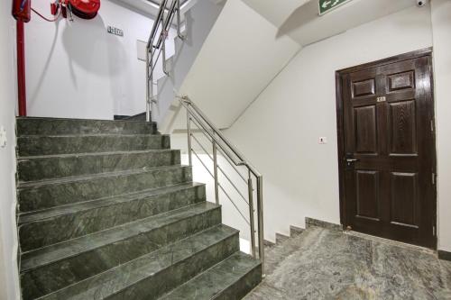 hotel sb grand inn paharganj