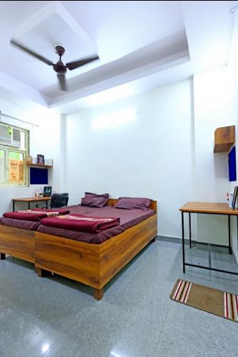 Flexibay-Girls Hostel North Delhi,,3 star