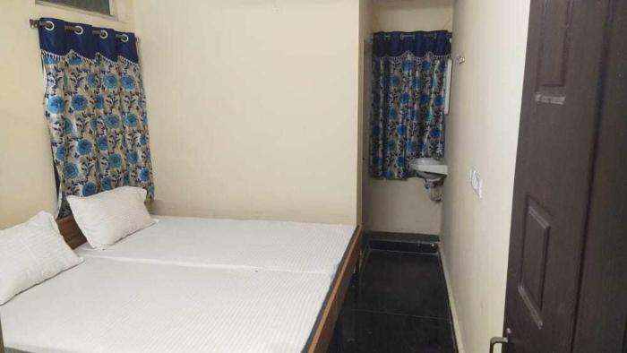 hotel o white carnations hotels