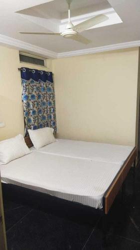 hotel o white carnations hotels