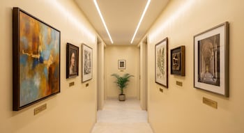 Hotel O Aundh Homtel,,4 star