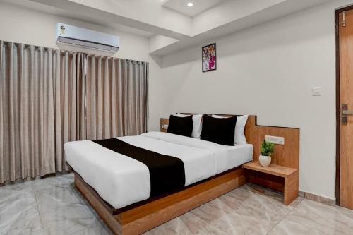 Collection O Hotel Orange Tree,,4 star