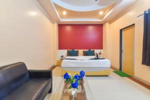 hotel sapphire stay vivek vihar