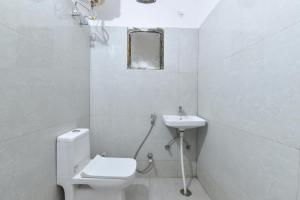 hotel sapphire stay vivek vihar