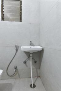 hotel sapphire stay vivek vihar
