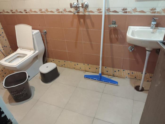hotel sapphire stay vivek vihar