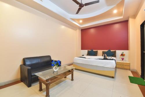 Hotel Sapphire Stay, Vivek Vihar,,3 star
