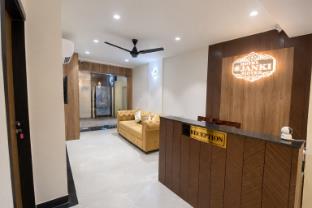 hotel janki suites near kashi vishwanath temple