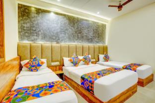 hotel indore palace