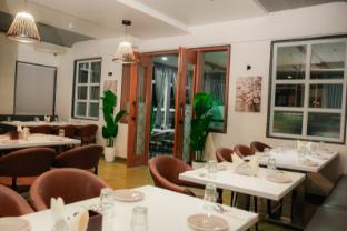 Regency Grand,,4 star
