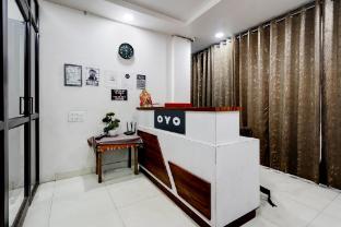 Hotel O Hotel Starline Residency A Luxury Stay,Plot No.- A-17 2Nd   3Rd Floor, A- Block, Gt Karnal Road, Ramgarh Jahangir Puri,4 star