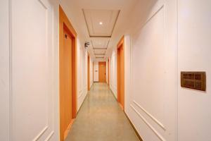 hotel o grand crown