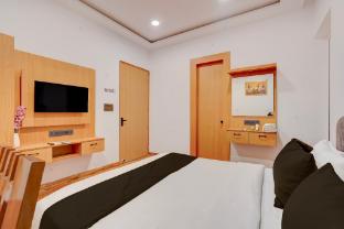 hotel o grand crown