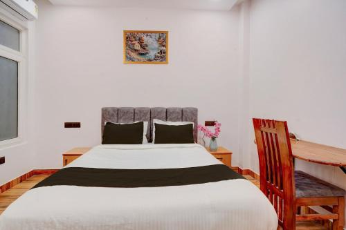 hotel o grand crown