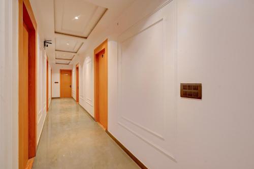 hotel o grand crown