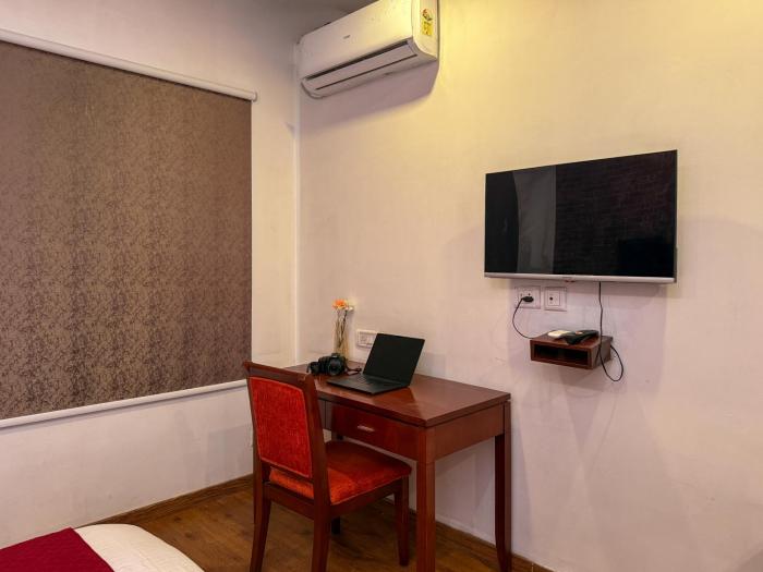c suites lotus park bengaluru karnataka