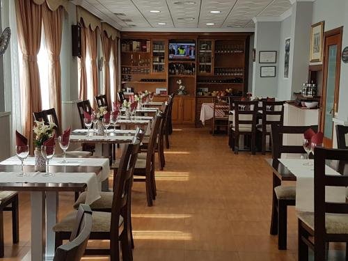 hotel restaurante moya