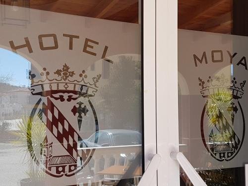hotel restaurante moya