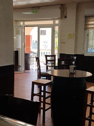 hotel restaurante moya