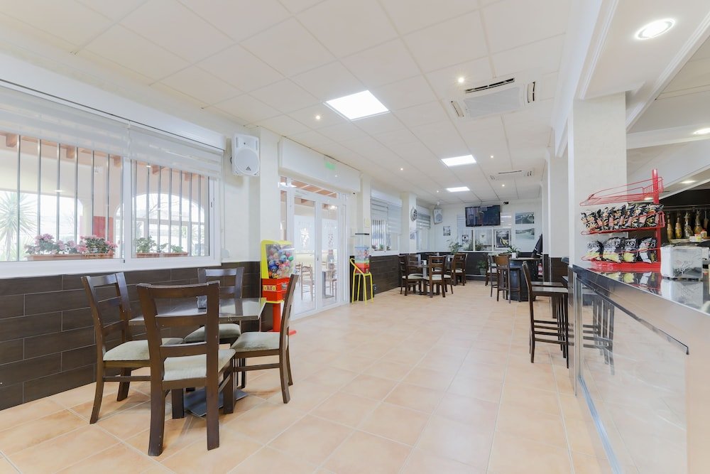 hotel restaurante moya