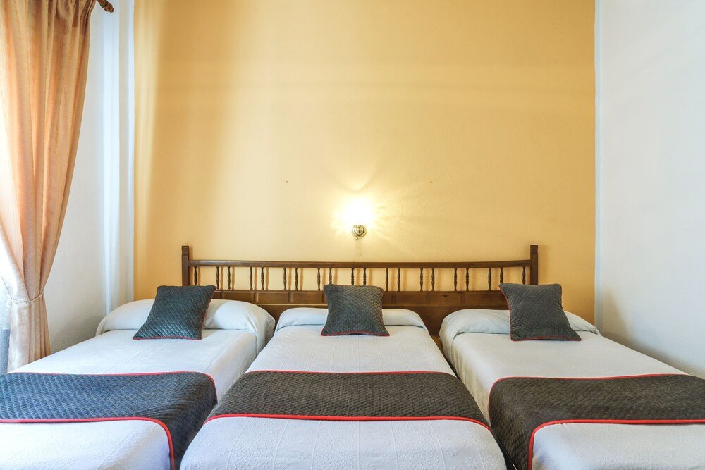 hotel restaurante moya