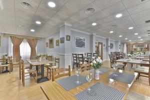hotel restaurante moya