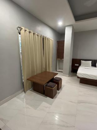 Shankar Ujjain,,3 star