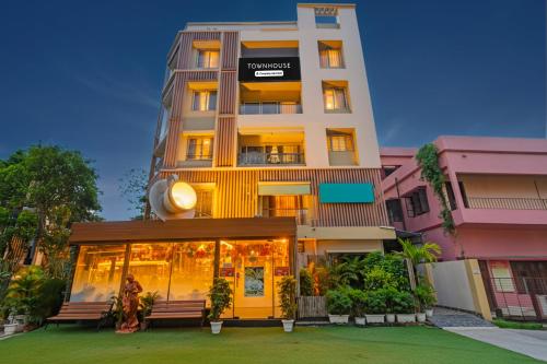 Super Townhouse Kolkata Railway Station Formerly Anushka Residency,,3 star