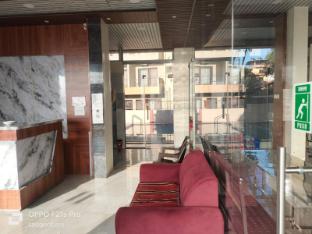saisha palace hotel ganpatipule