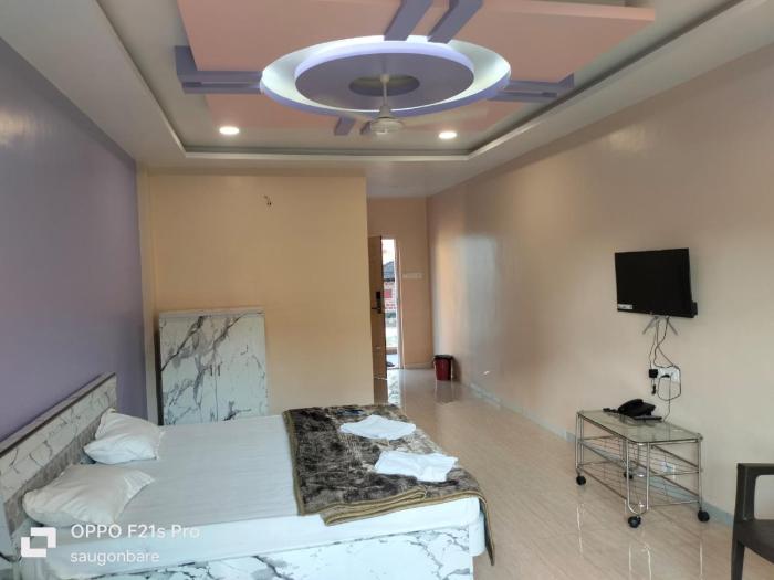 saisha palace hotel ganpatipule