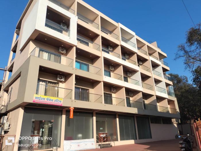 saisha palace hotel ganpatipule