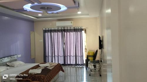 saisha palace hotel ganpatipule