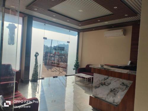 saisha palace hotel ganpatipule