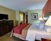 quality inn and suites pine bluff