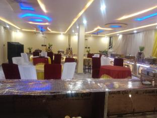 hotel royal grand