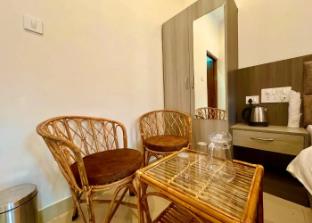 kedarkhand hotel